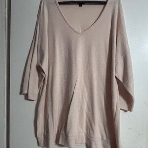 Women's V-Neck Oversized Sweater in Light Pink